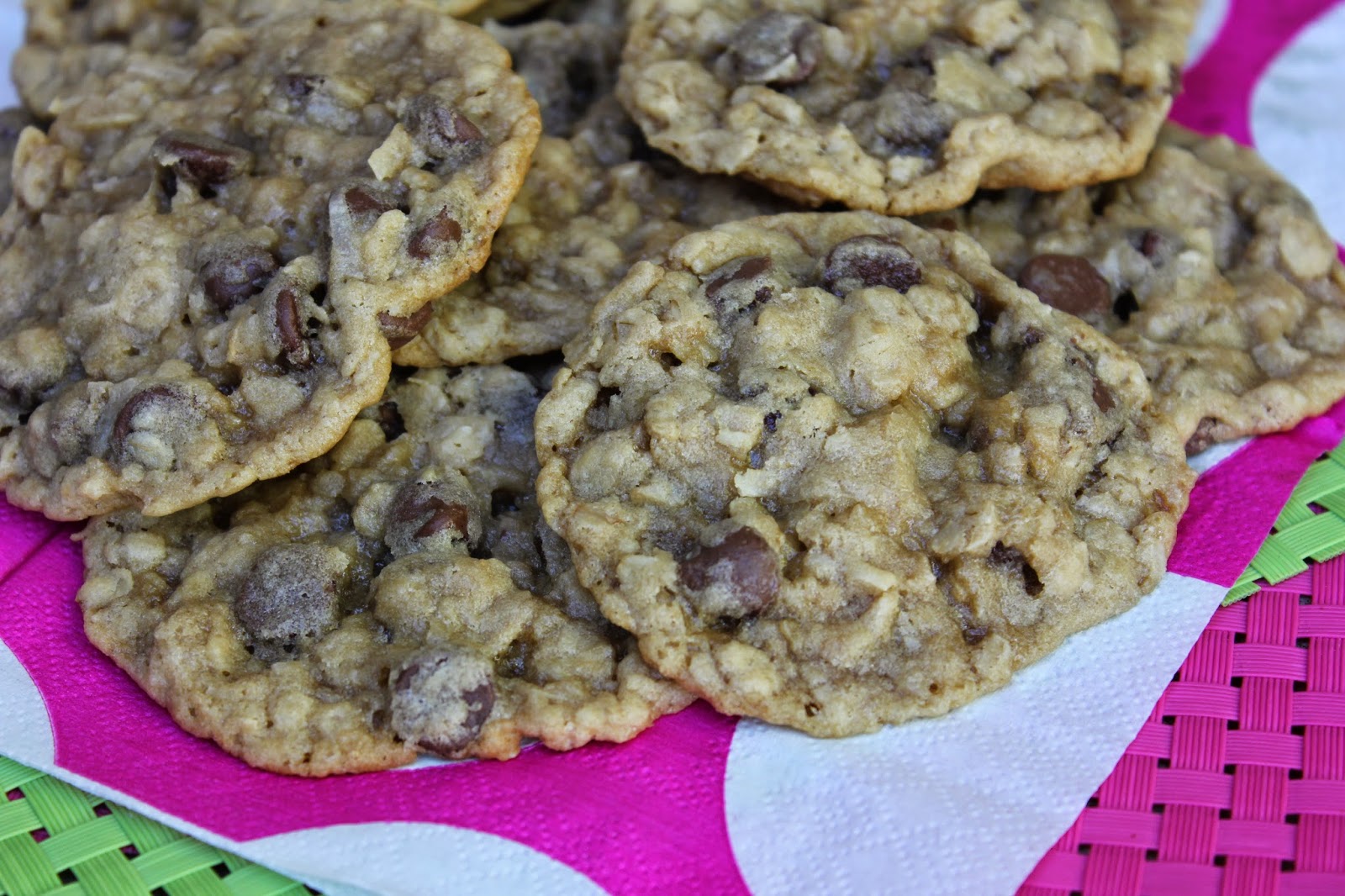 Recipe: Cookie, Recipe: Chocolate, healthier cookie recipe, favorite chocolate chip cookie, Recipe: Dessert, Deals to Meals, Recipe: Oats, Recipe: Grains, Chewy Coconut Chocolate Chip Cookies