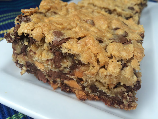 Recipe: Dessert, Recipe: Bars, Recipe: Chocolate, Super Thick Chewy Chocolate Oatmeal Bars, favorite cookie bars, best cookie bar, Deals to Meals
