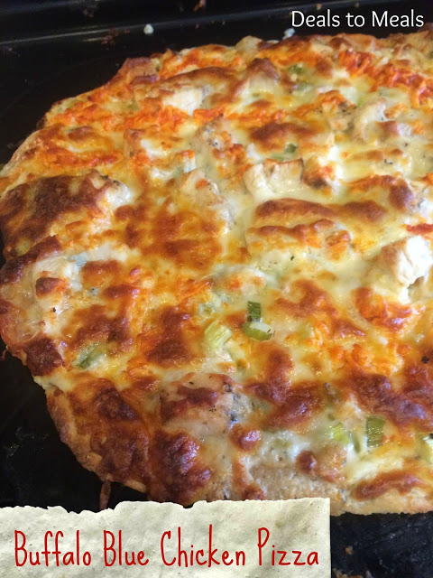 favorite pizza recipes, homemade pizza crust, homemade pizzas, Easy Meal Ideas, Sweet Thai Chicken Pizza, Buffalo Blue Chicken Pizza, buffalo recipe, rock creek pizza, Deals to Meals