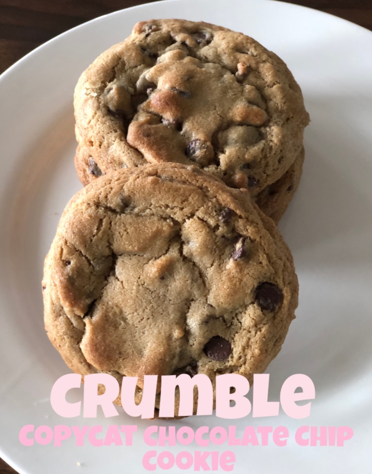 Crumble Chocolate Chip Cookie