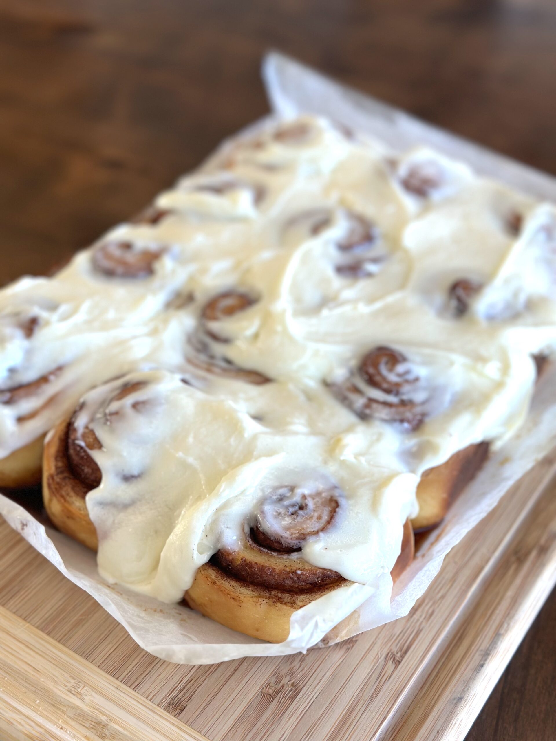 https://dealstomeals.com/wp-content/uploads/2021/12/best-cinnamon-rolls-scaled.jpeg