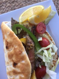 Garlic Lemon Steak PItas