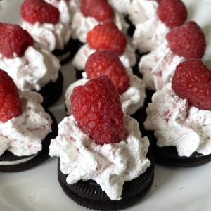 Raspberry Oreo Dessert